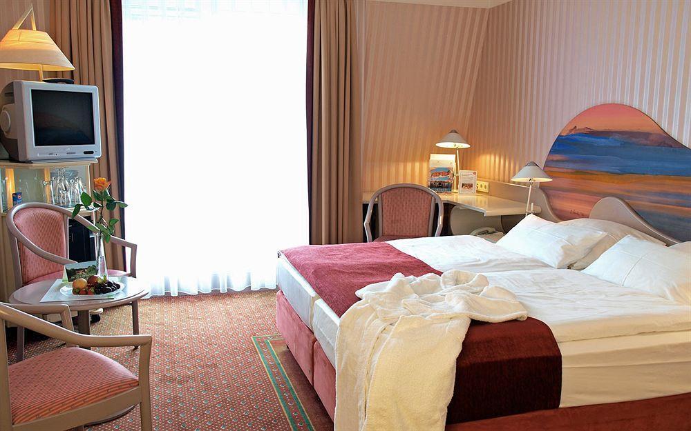 Hotel & Spa Sommerfeld - Adults Only Kremmen Exterior foto